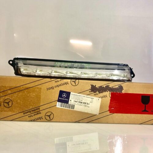 Dienas gaismas lukturis (pa kreisi) OEM A1649060351