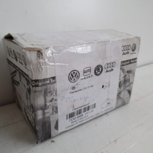 Brake Pad Set, 7D0698151H