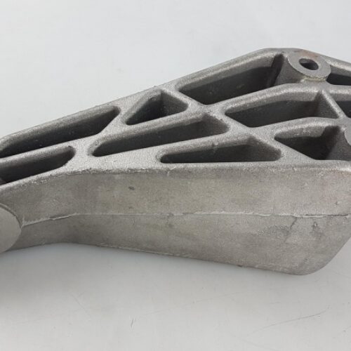 Bracket, Engine Mounting, 90498428