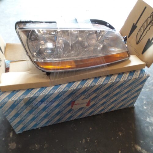 Headlight, 51747604