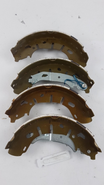 Brake Shoe Set, 77365346