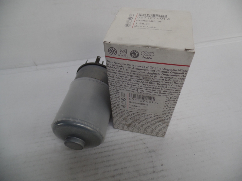 Fuel Filter, 057127401A