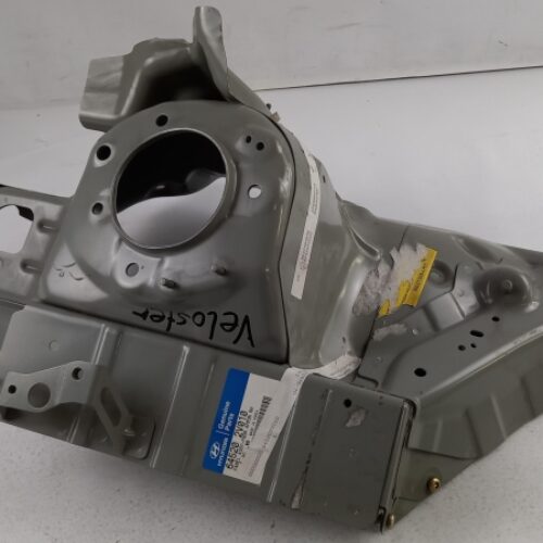 Side Reinforcement, 645202V010