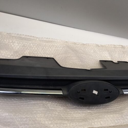 Radiator Grille, 2205558