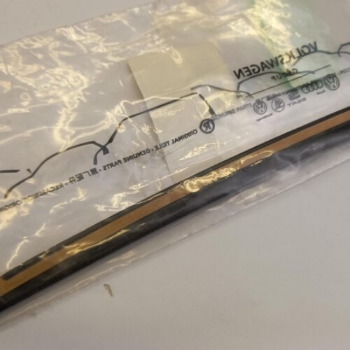 Trim/Protective Strip, Sidewall, 6F0853346041