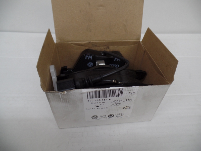 Brake Pad Set, 8J0698151F