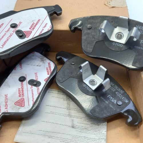 Brake Pad Set, 1647862680