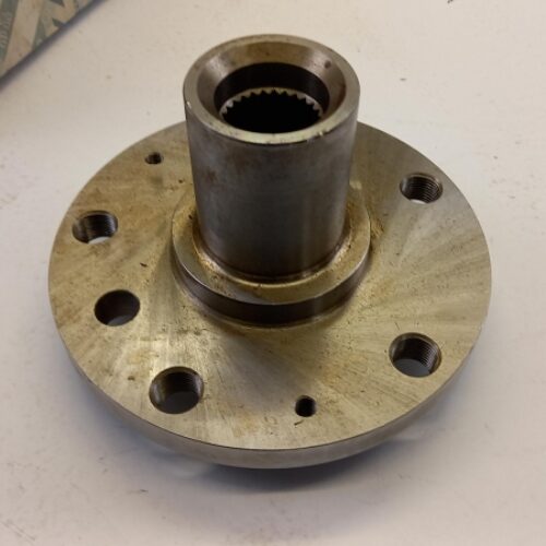 Wheel Hub, 5896386
