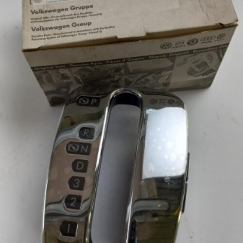 Centre Console Part/Trim, 1J1713109A