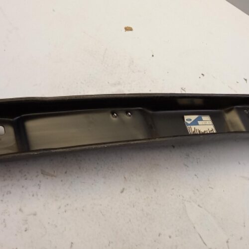 Radiator Mounting, 1025451