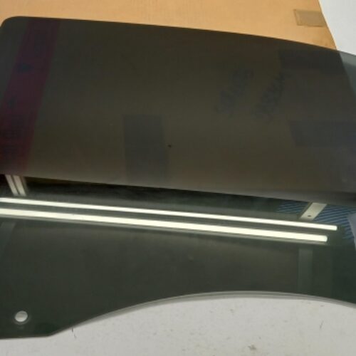 Side Window, 834113E030