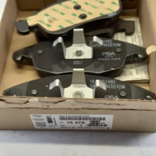 Brake Pad Set, 1647862480
