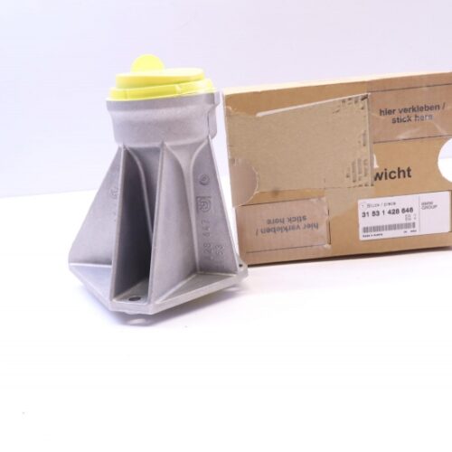 Bracket, 31531428646