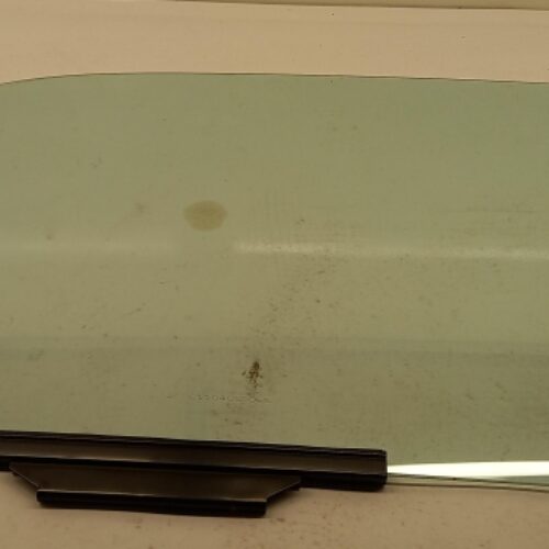 Side Window, 834201Y010