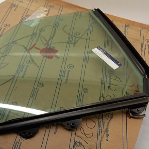 Side Window, A1236700810