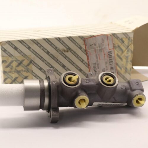 Master Cylinder, Brakes, 9949652
