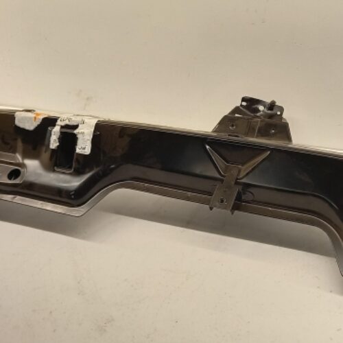 Cross Member, 1375588080