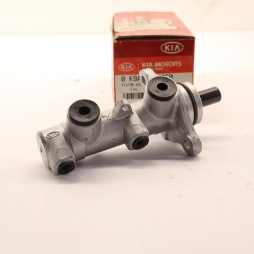 Master Cylinder, Brakes, 0K9A449450