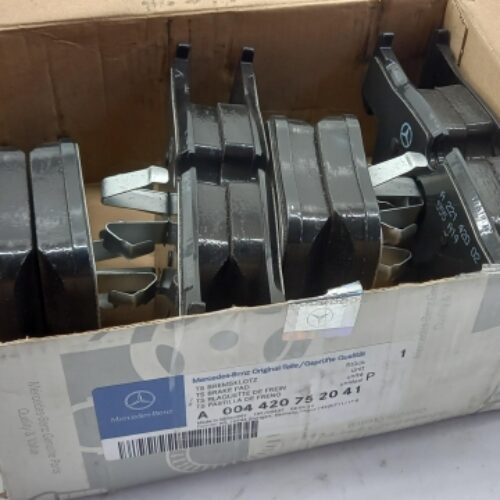 Brake Pad Set, A004420752041