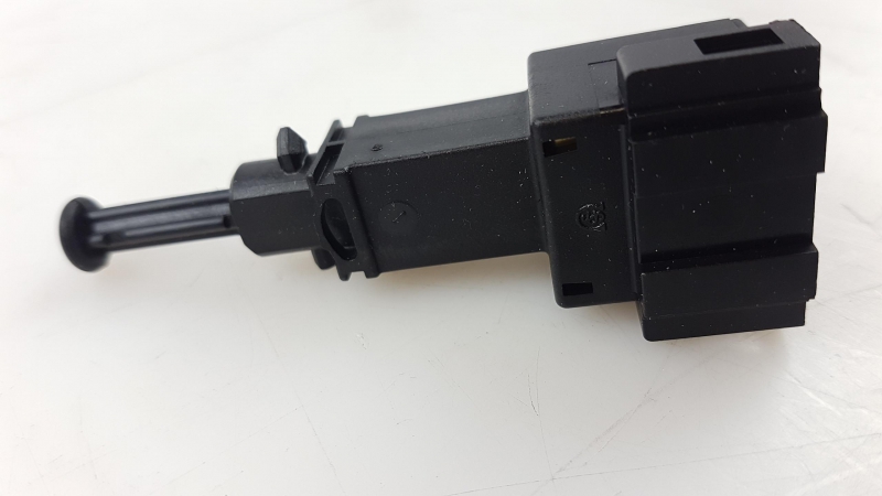 Brake Light Switch, 1J0945511A
