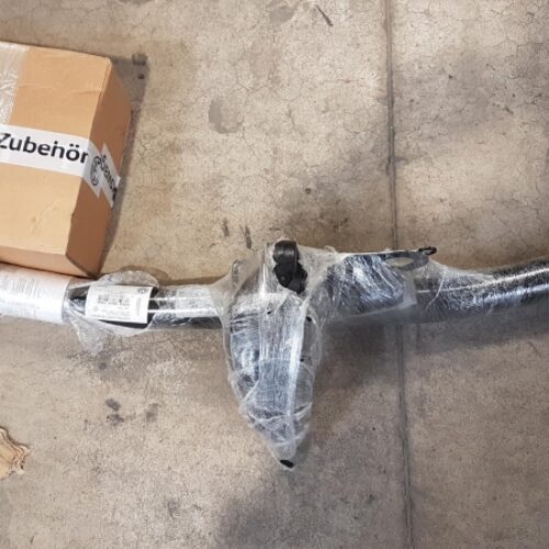 Trailer Hitch, 2G0092150