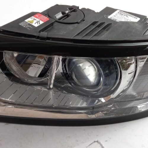 Headlight, 31299617