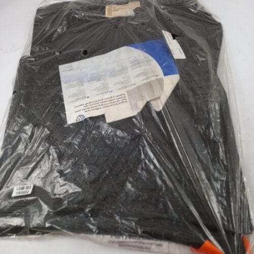 Floor Mat Set, 7L1061501041