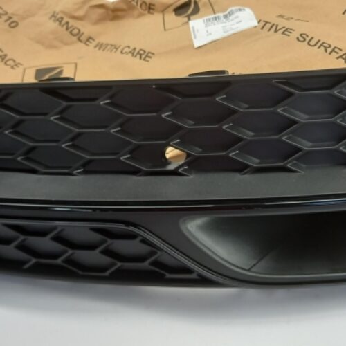 Ventilation Grille, Bumper, 8V3807682K9B9