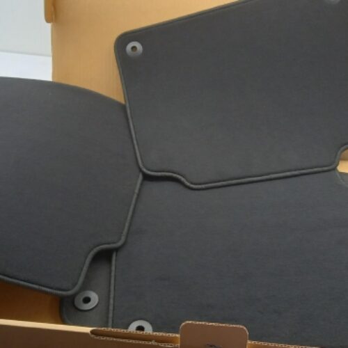Floor Mat Set, 39835046