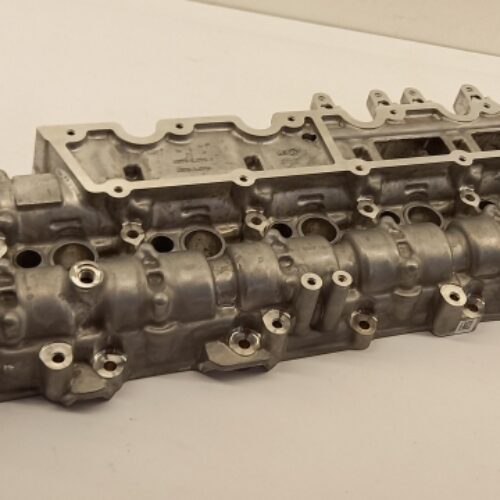 Cylinder Head Cover, LR125322
