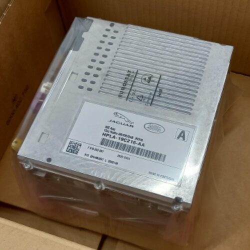 Multimedia Head Unit, LR101580