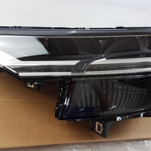 Headlight, 4M8941773