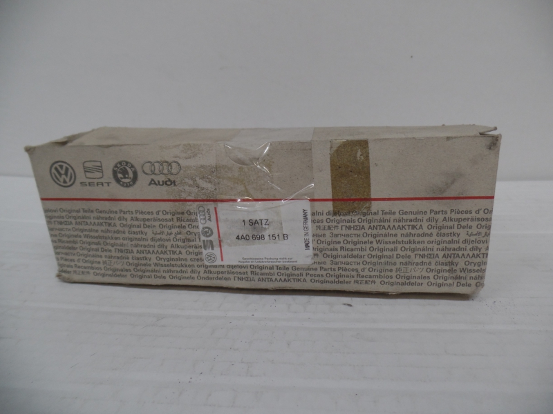 Brake Pad Set, 4A0698151B