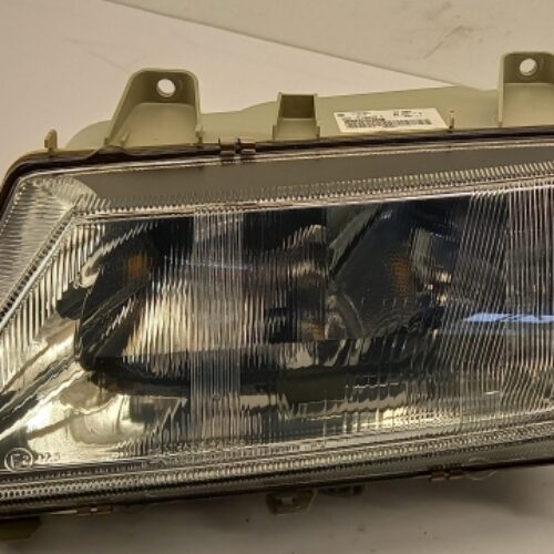 Headlight, 1470389080