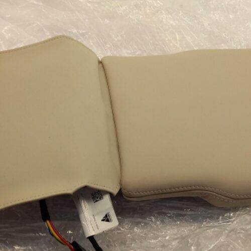 Glove Compartment, LR123409
