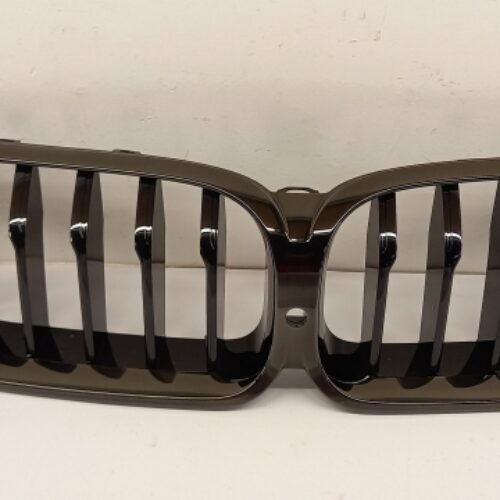 Radiator Grille, 51138080611