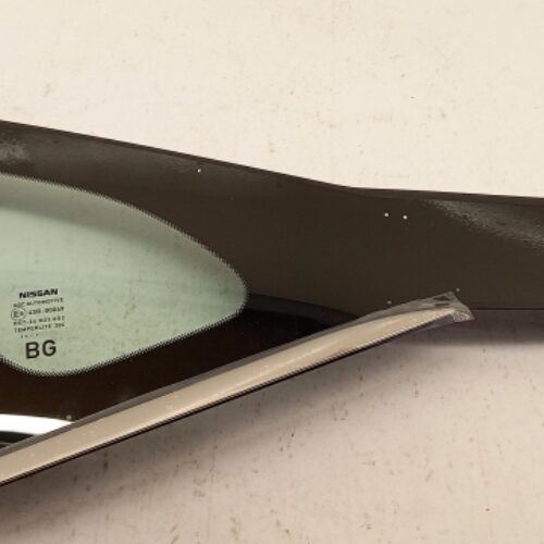 Side Window, 833006UA1A