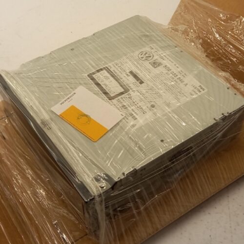 Multimedia Head Unit, 5G0035846AX