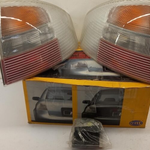 Combination Rearlight Set, 4B0052204