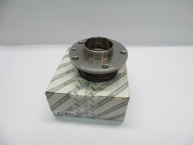 Wheel Hub, 51757885