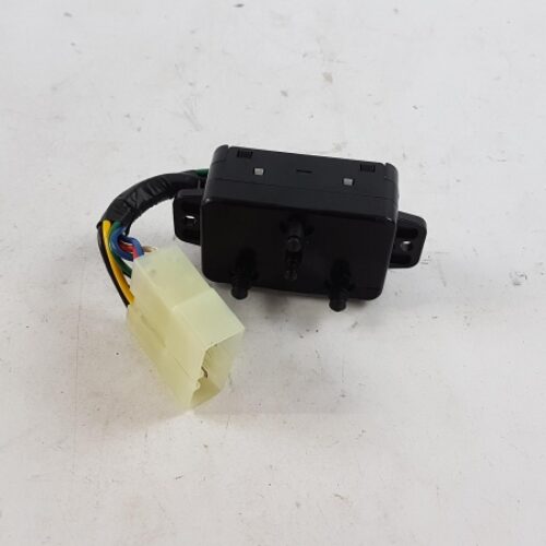 Button, Seat Release, 881993E200