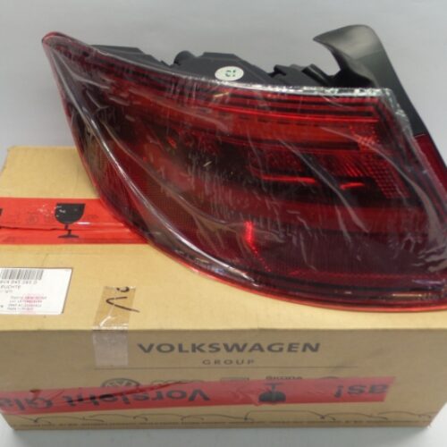 Combination Rearlight, 8V4945095D
