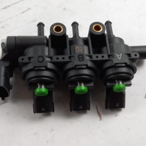 Distributor Pipe, Fuel, 175231448R