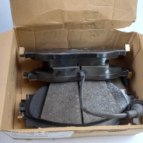 Brake Pad Set, 7N0698151J