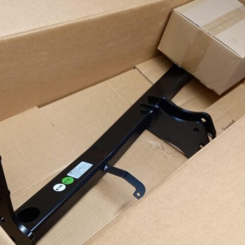Trailer Hitch, J9280ADE00