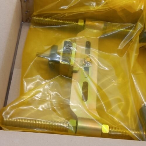 Holding Bracket, 09200C3610