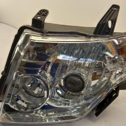 Headlight, 8301C811