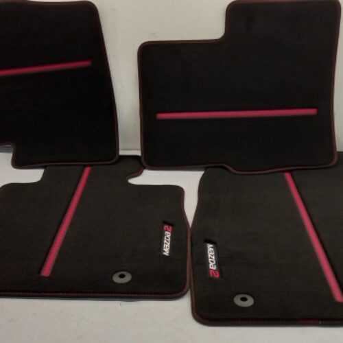 Floor Mat Set, DE1HV0320