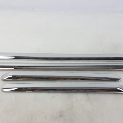 Trim/Protective Strip Set, Door, KE760JD005