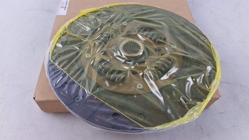 Clutch Disc, MR980890